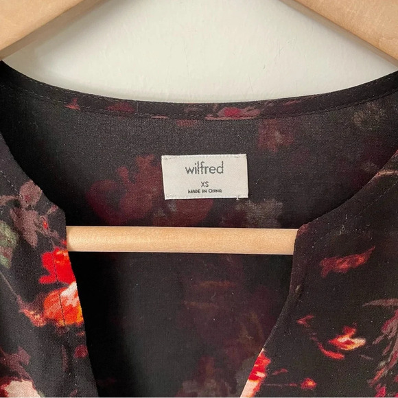 Aritzia Wilfred Lila Ruffle Floral  Blouse Whimsigoth - Picture 5 of 9